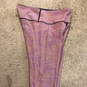Lululemon Crops size 6